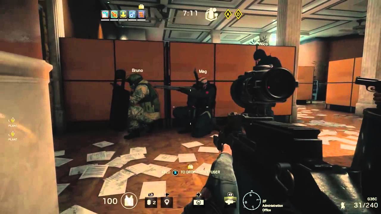 Tom clancy s эвакуация. Радуга 6 геймплей. Tom Clancy’s Rainbow Six Осада геймплей. Rainbow Six Siege геймплей. Rainbow Six Siege игровой процесс.