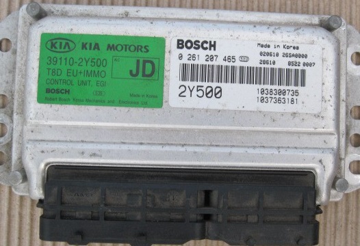 KIA Carens 1.8L M7.9.7 RSE2ID80 0261207465 1037363181