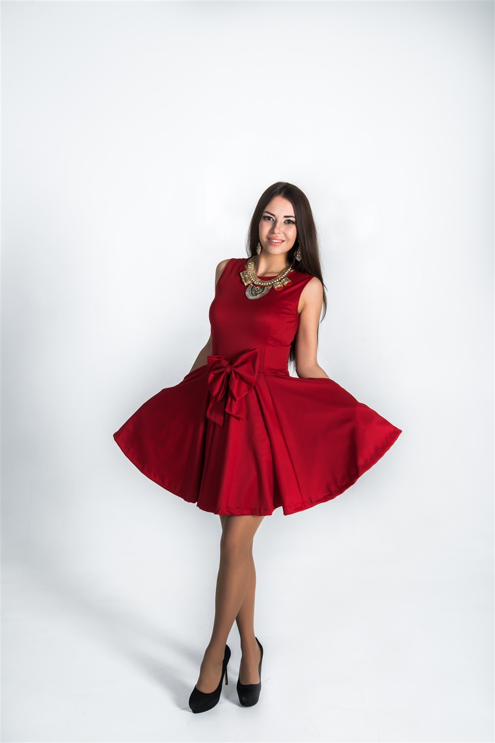 Кармэн S/M красное короткое 1500