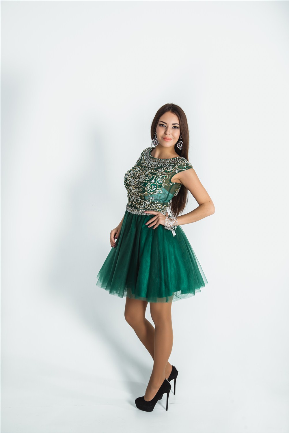 Джессика M Jovani зеленое пышное блестки короткое 3500