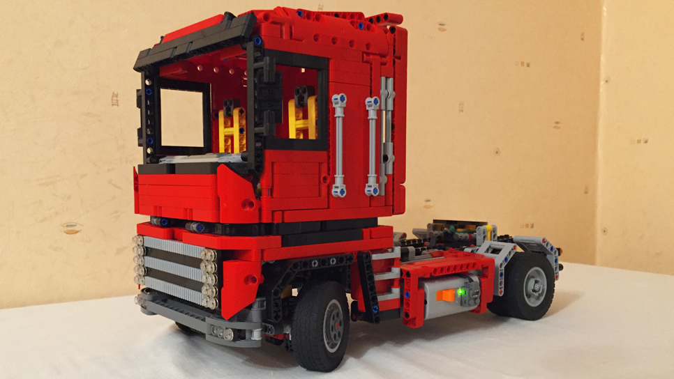 Лего Рено Магнум 4x4