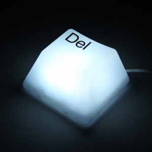 LED светильник ночник - клавиша "Del"